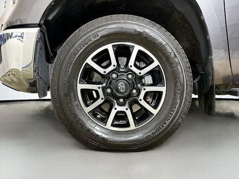 Used 2016 Toyota Tundra Limited w/ Limited Premium Package AWD/4WD image 35