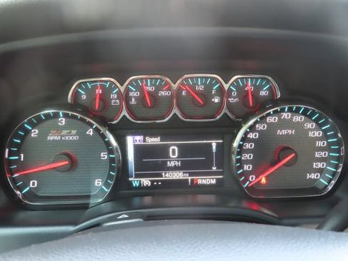 Used 2015 Chevrolet Silverado 1500 LT AWD/4WD image 32