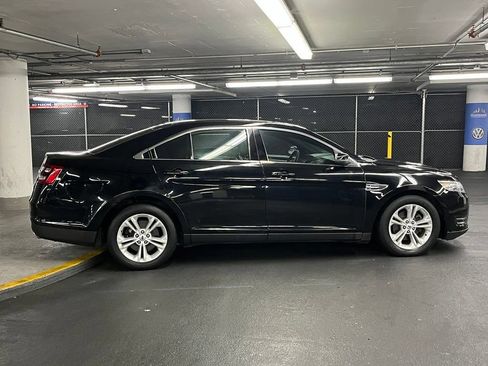 Used 2016 Ford Taurus SEL w/ Equipment Group 201A FWD image 36