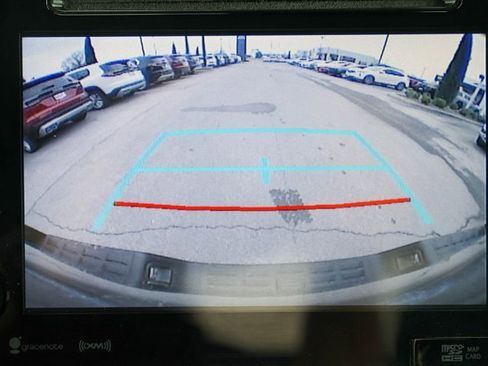 Used 2019 Toyota Tacoma TRD Sport image 29