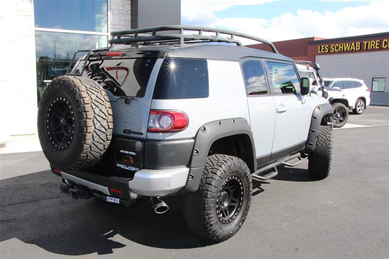 Used 2014 Toyota FJ Cruiser 4WD w/ Convenience Package image 7