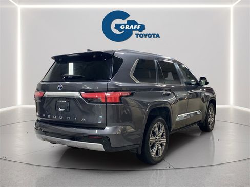 Used 2024 Toyota Sequoia Capstone image 16