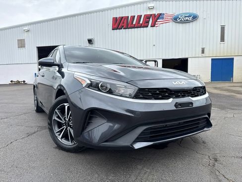 Used 2023 Kia Forte LXS FWD image 42