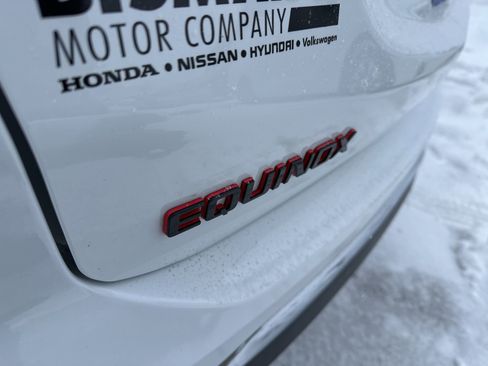 Used 2021 Chevrolet Equinox Premier w/ Redline Edition image 9