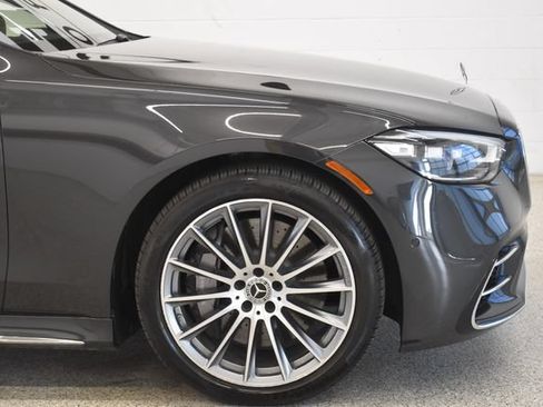 Used 2025 Mercedes-Benz S 580e 4MATIC Sedan image 13