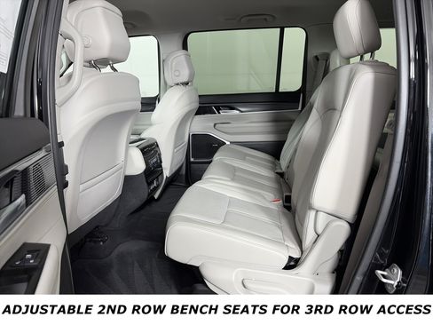 Used 2022 Jeep Wagoneer Series I image 10