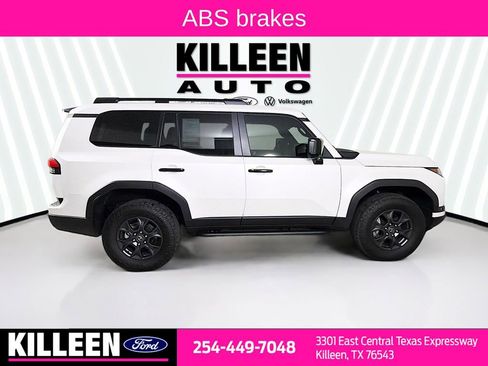 Used 2024 Lexus GX 550 image 9