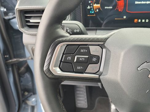 Used 2025 Ford Mustang Coupe image 20