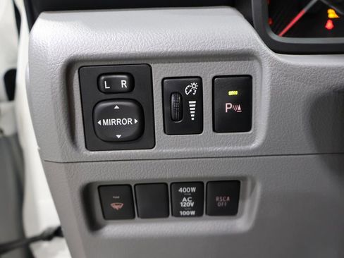 Used 2013 Toyota 4Runner SR5 image 29