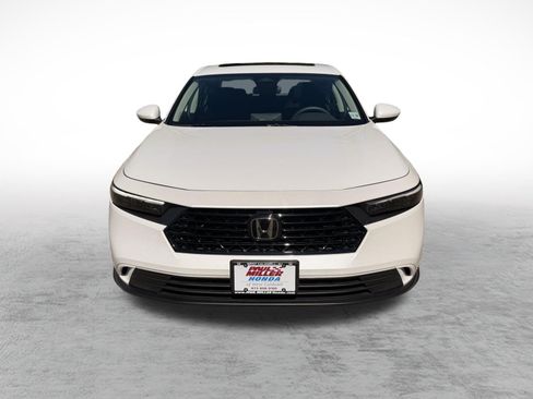 Used 2024 Honda Accord EX image 2