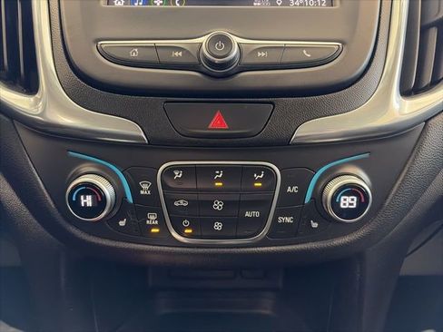 Used 2020 Chevrolet Equinox LT w/ Driver Convenience Package image 20