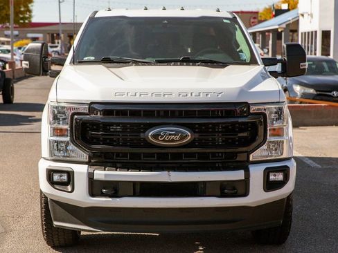 Used 2022 Ford F350 XLT w/ Black Appearance Package image 3