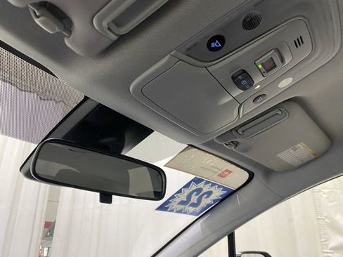 Certified 2022 Toyota Prius LE image 21