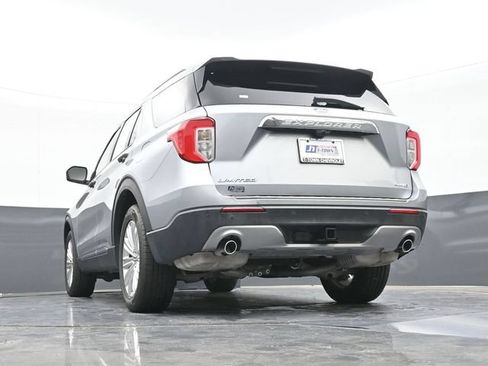 Used 2022 Ford Explorer Limited w/ Equipment Group 301A AWD/4WD image 49