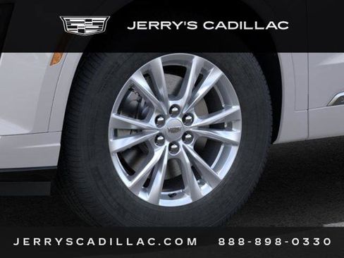 New 2025 Cadillac XT6 Luxury image 10