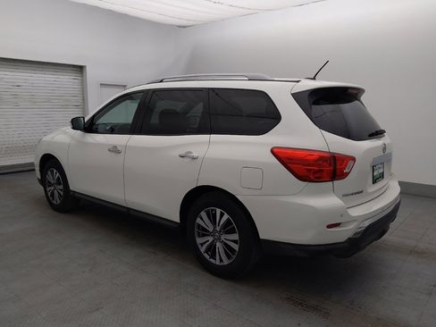 Used 2018 Nissan Pathfinder SV FWD image 3