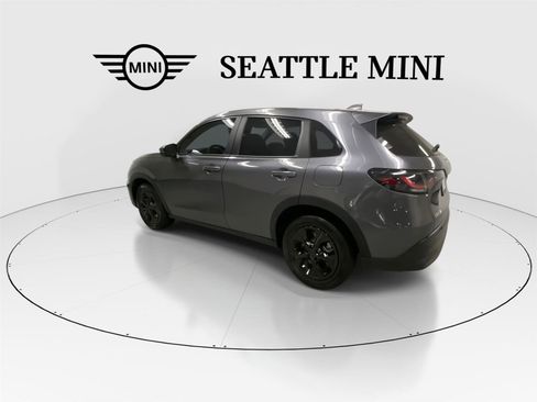 Used 2024 Honda HR-V LX image 8