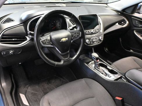 Used 2024 Chevrolet Malibu RS FWD image 9