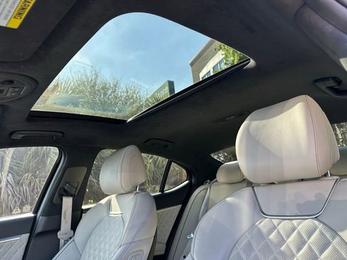 Used 2023 Genesis G70 3.3T w/ Sport Prestige Package image 29