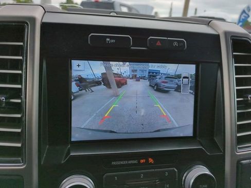 Certified 2018 Ford F150 Platinum image 20