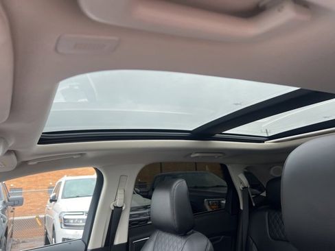 Certified 2024 Ford Edge Titanium w/ Equipment Group 301A image 18