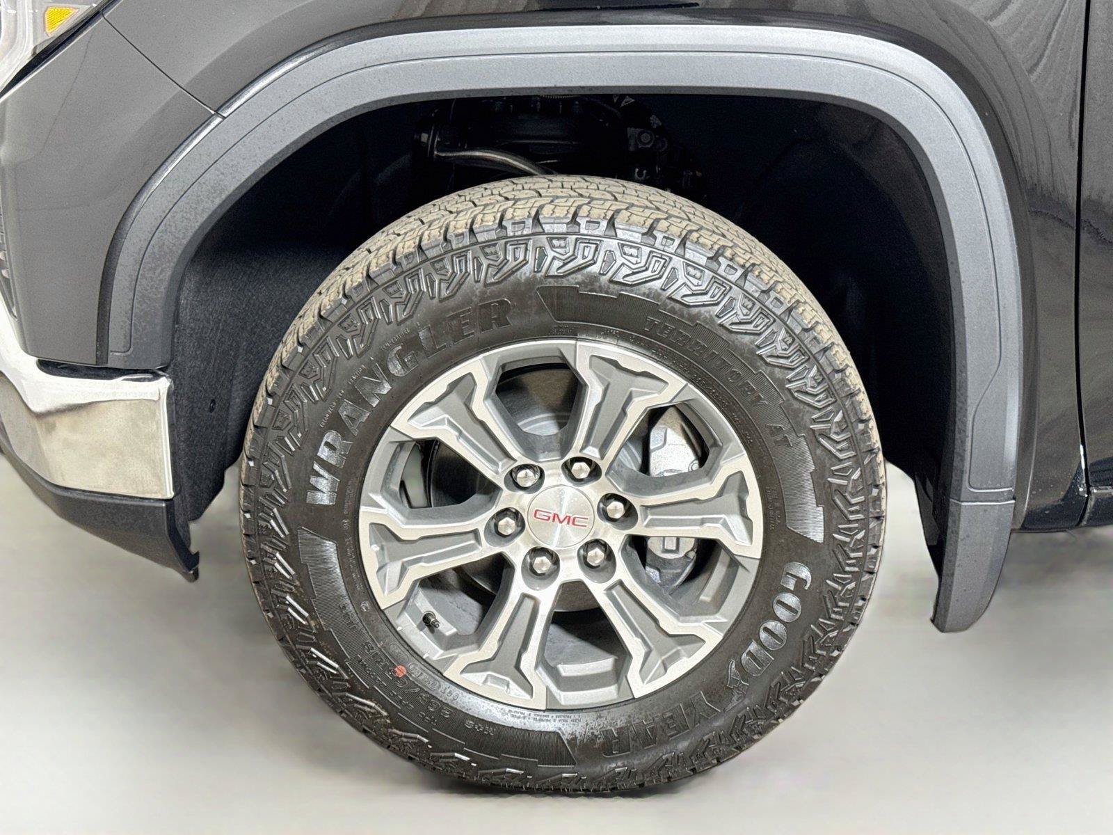 New 2026 GMC Sierra 1500 SLE AWD/4WD image 19