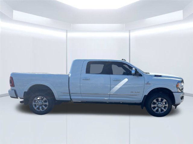 Used 2022 RAM 2500 Limited w/ Body Color Bumper Group AWD/4WD image 14