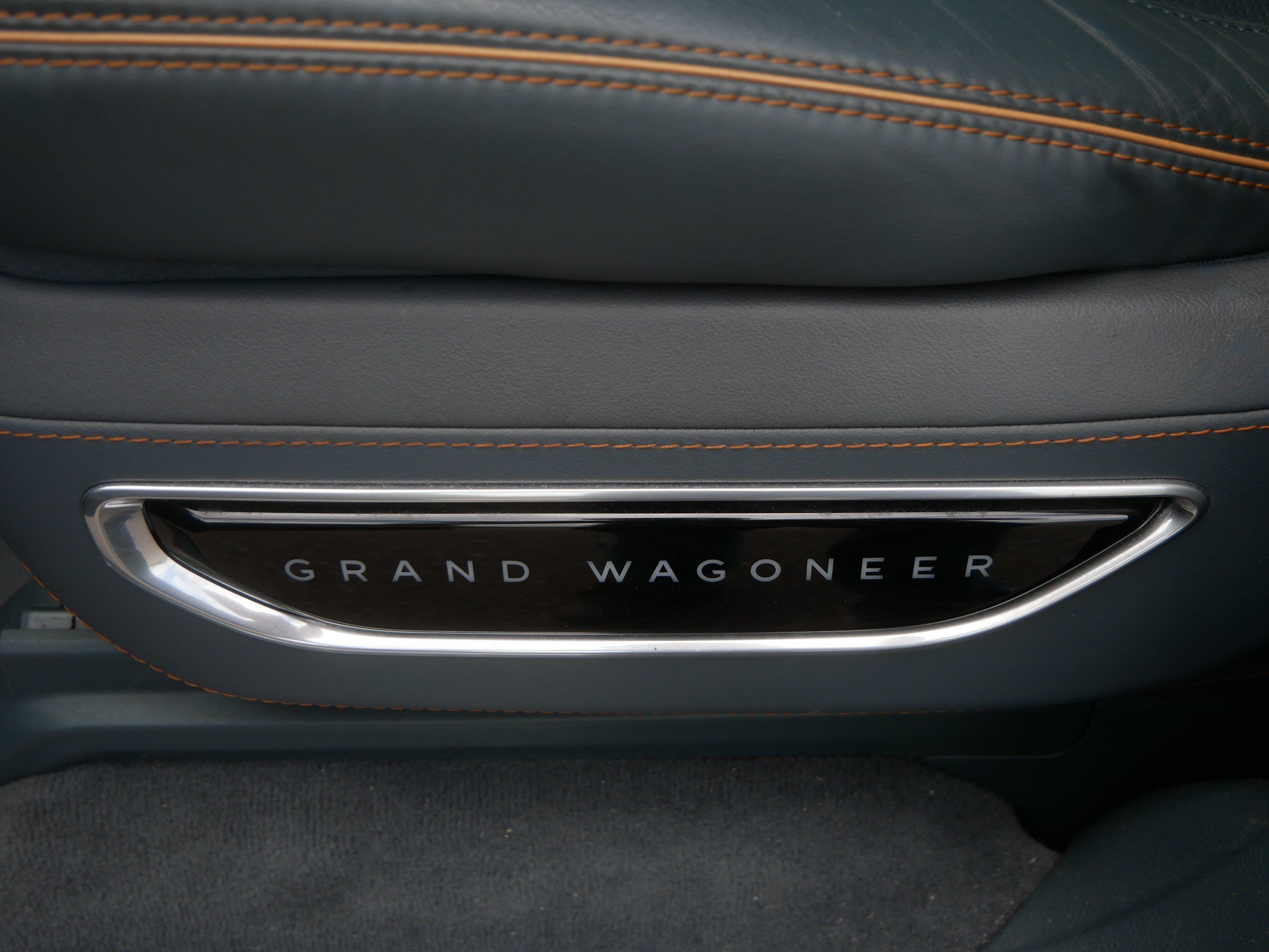 Used 2022 Jeep Grand Wagoneer Series II w/ Flexible Seating Group AWD/4WD image 24
