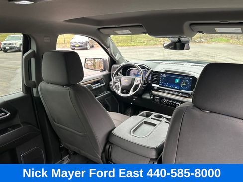 Used 2025 Chevrolet Silverado 1500 LT image 15
