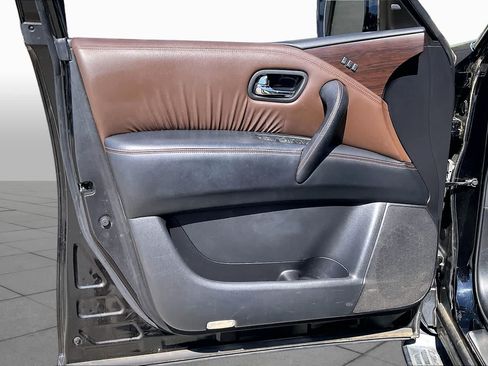Used 2019 Nissan Armada Platinum w/ Captain's Chairs Package AWD/4WD image 21