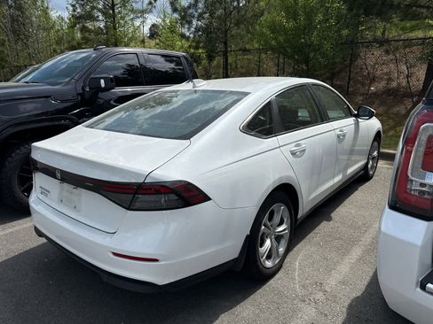 Used 2024 Honda Accord LX image 2