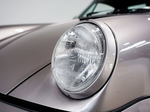 Used 1994 Porsche 911 Turbo RWD image 36