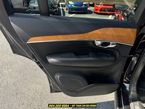 Used 2022 Volvo XC90 T6 Momentum w/ Advanced Package AWD/4WD image 28