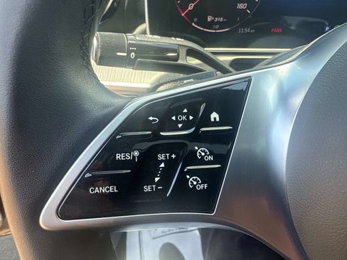 Used 2025 Mercedes-Benz C 300 Sedan image 30
