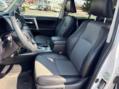 Used 2017 Toyota 4Runner SR5 Premium AWD/4WD image 25