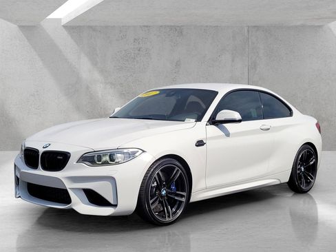 Used 2017 BMW M2 image 8