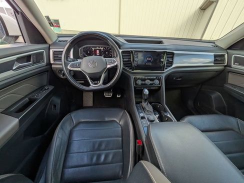 Used 2022 Volkswagen Atlas SEL Premium AWD/4WD image 10