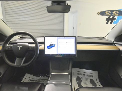 Used 2022 Tesla Model 3 Long Range AWD/4WD image 21
