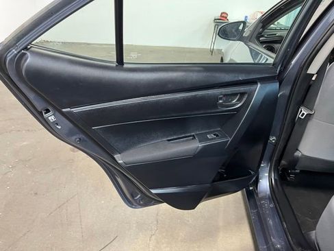 Used 2017 Toyota Corolla L w/ Carpet Mat Package (TMS) FWD image 19