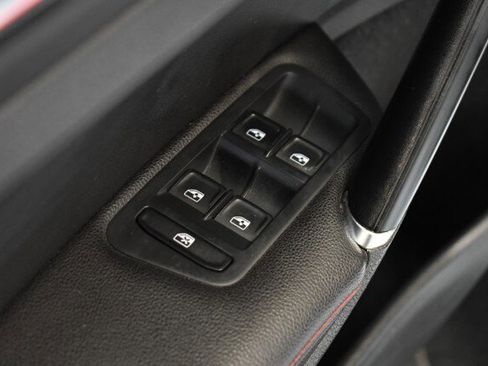 Used 2018 Volkswagen GTI SE w/ SE Leather Package FWD image 19