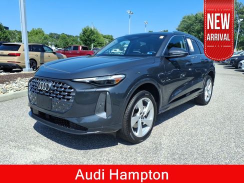 Used 2025 Audi Q5 Premium Plus w/ Premium Plus AWD/4WD image 1