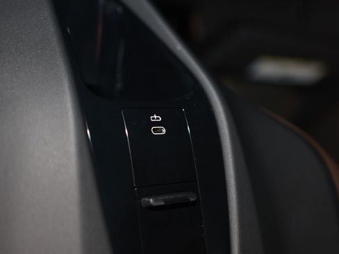 Used 2024 BMW iX xDrive50 w/ Premium Package image 35