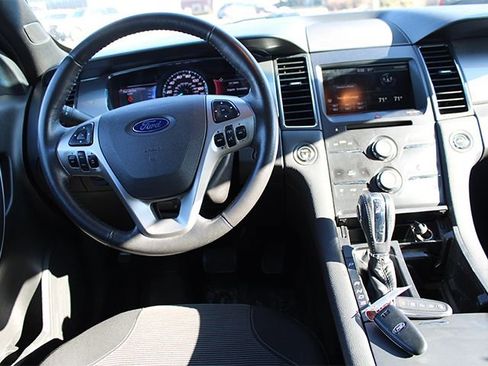 Used 2015 Ford Taurus SEL w/ Equipment Group 201A image 10
