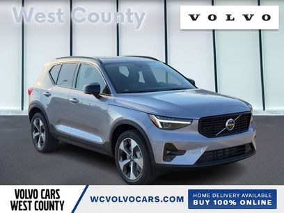 New 2026 Volvo XC40 B5 Plus w/ Protection Package Premier