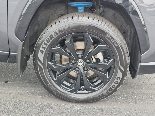 Certified 2025 Toyota RAV4 SE w/ Convenience Package AWD/4WD image 8