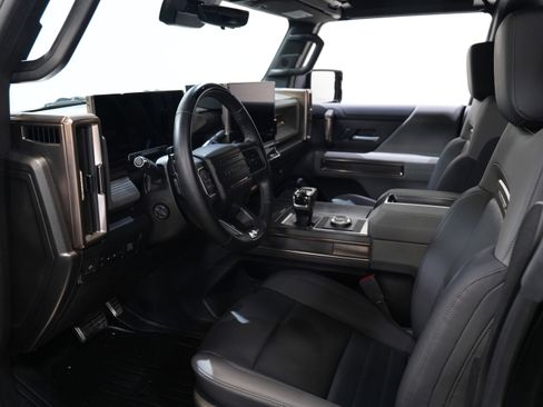 Used 2025 GMC Hummer EV 3X w/ LPO, Sport Package image 35