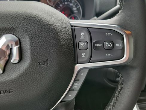New 2026 RAM 2500 Big Horn AWD/4WD image 15