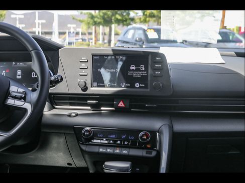 Certified 2026 Hyundai Elantra Sport FWD image 17