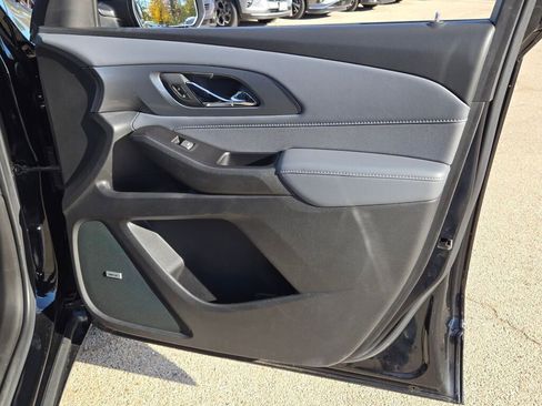 Used 2020 Chevrolet Traverse Premier w/ LPO, Floor Liner Package FWD image 7