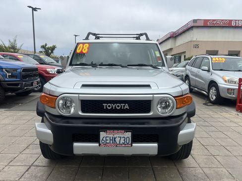 Used 2008 Toyota FJ Cruiser 2WD image 3